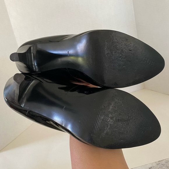 Vintage Guess Black Patent Leather Platform Pumps in Size 10 - Picture 10 of 11